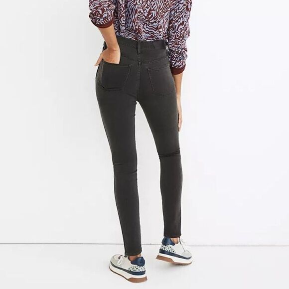 Madewell 10" High Rise Roadtripper Jeans - Picture 3 of 11